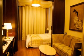 Hotel Artnouveau Yeoksam