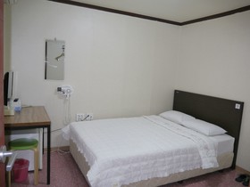 Hotel Bonbon By Seoulodge Myeongdong