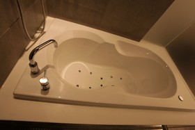 Hotel Cullinan Business