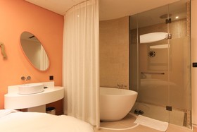Hotel Cullinan Business