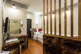 Hotel Factory