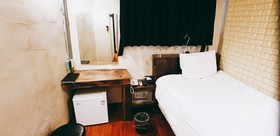 Hotel Factory