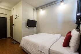 Hotel Factory