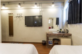 Hotel Factory