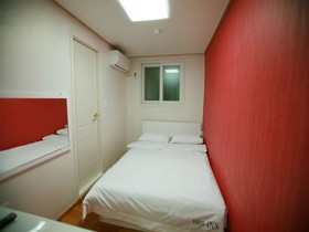 Hotel Familia INN