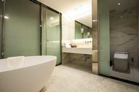 SR Hotel Sadang
