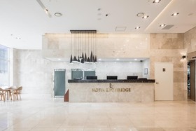 The First Stay Hotel