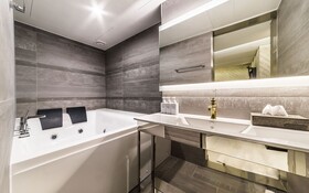 Hotel Metro 21