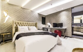 Hotel Metro 21