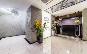 Hotel Metro 21