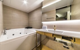 Hotel Metro 21
