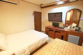 Hotel Plus