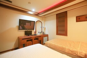 Hotel Plus