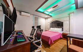 Hotel Plus