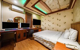 Hotel Plus