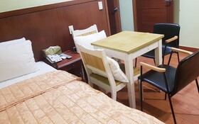 Hotel Plus