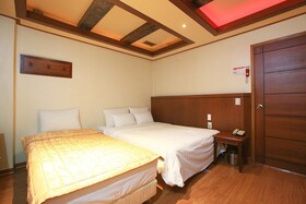Hotel Plus