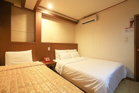 Hotel Plus