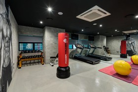 The Connoisseur Residence Hotel