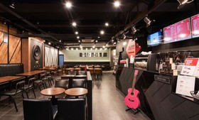 The Connoisseur Residence Hotel