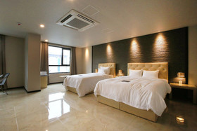 Hotel Urban