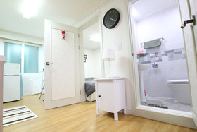 House In Hongdae 3