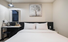Hwagok CL Hotel