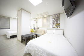 Inn-The City Business Hotel