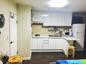 H HOSTEL Itaewon