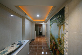Ivy House