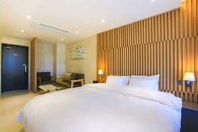 Jamsil Corner Hotel