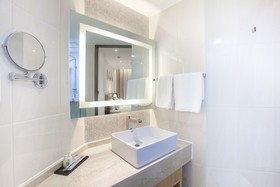 Jamsil Corner Hotel