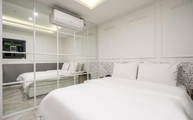 Jamsil Money Seoul