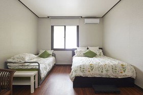 Jiwoljang Guest House