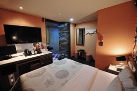 JJ Hotel
