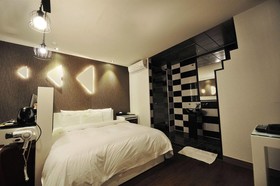 JJ Hotel
