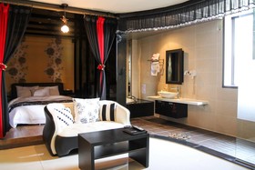 JJ Hotel