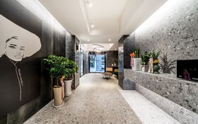 Jongno Hotel Laboum