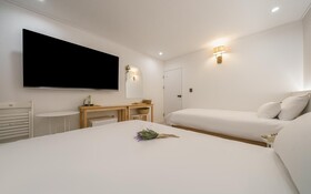 Jongno Hotel Rawa