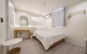 Jongno Hotel Rawa