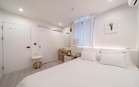 Jongno Hotel Rawa