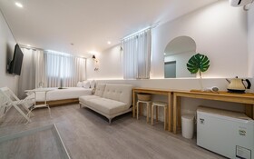 Jongno Hotel Rawa