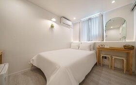Jongno Hotel Rawa