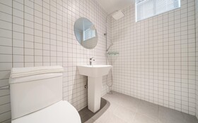 Jongno Hotel Rawa
