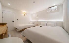 Jongno Hotel Rawa