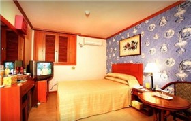 Kaya La Tree Hotel