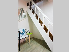 K-girl Guesthouse - Caters to Women