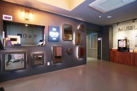 Kotel Yaja Sadang Station