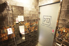 Kotel Yaja Sadang Station