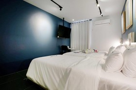 Kotel Yaja Sadang Station